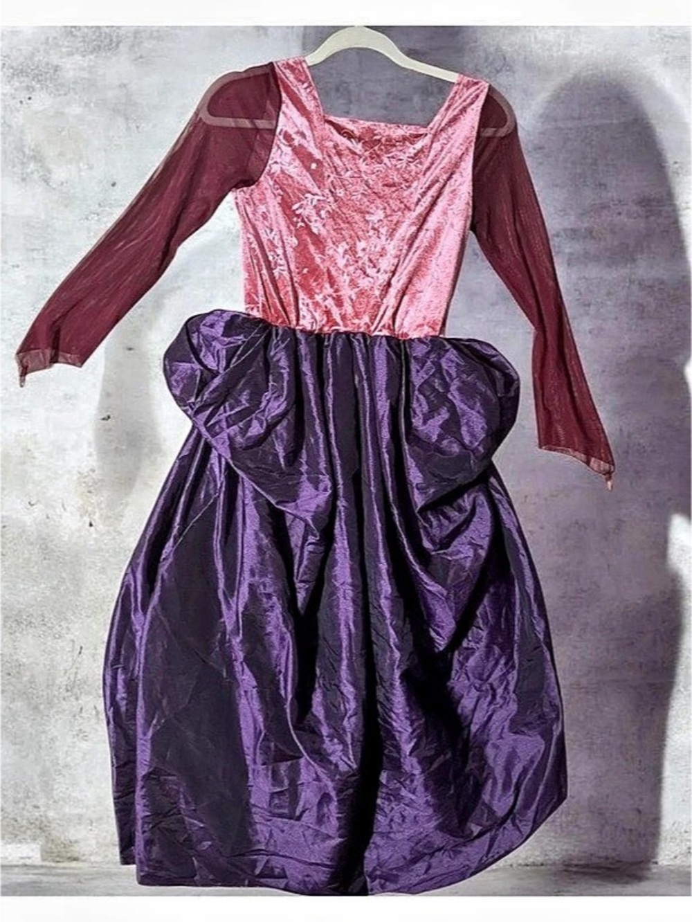 Disney Hocus Pocus costume Girls XL